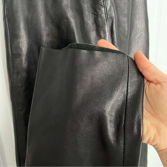 Danier genuine leather straight leg pants size 4 - Picture 3 of 10